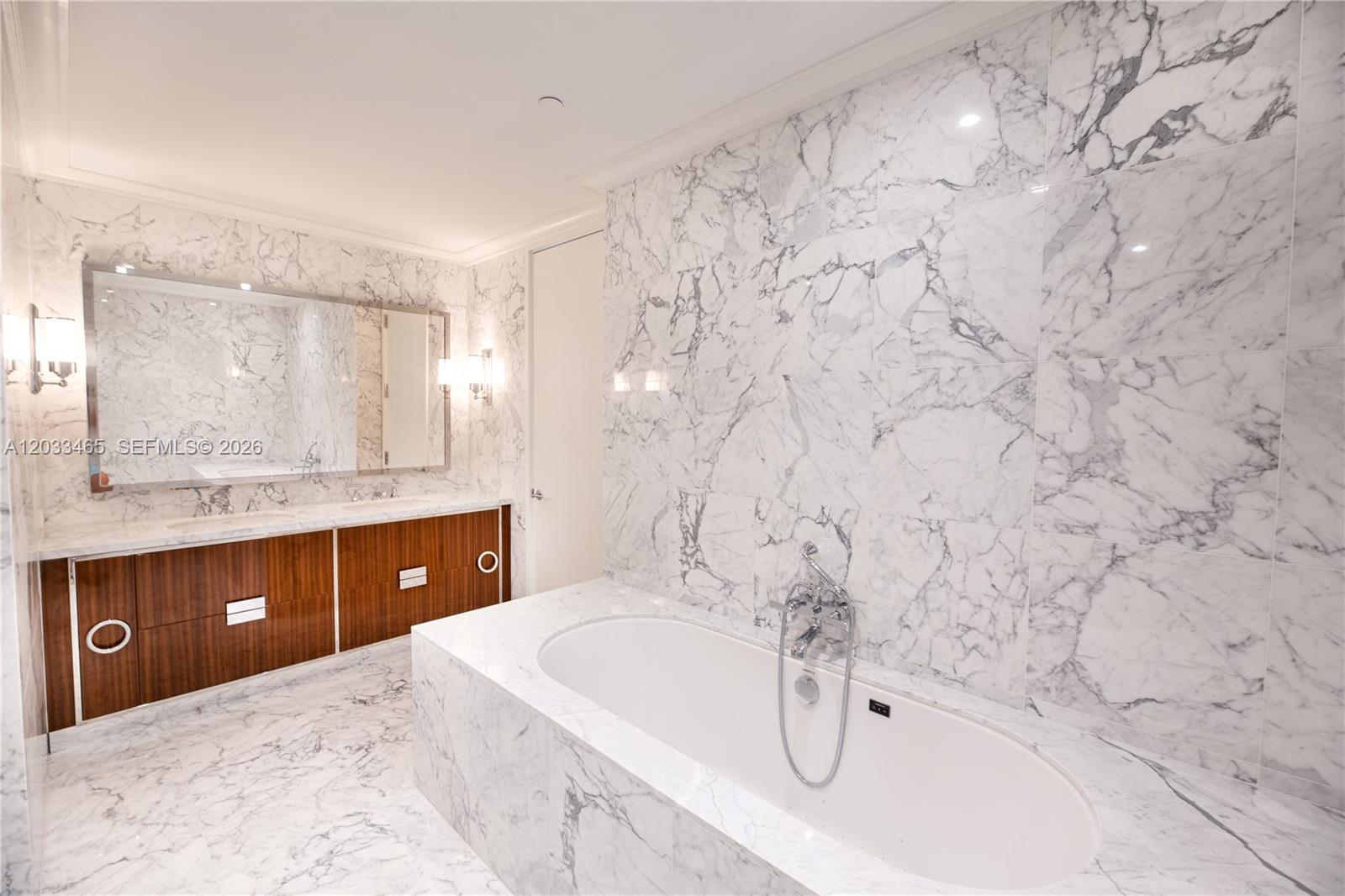 15701 E COLLINS #1403, Sunny Isles Beach FL 33160