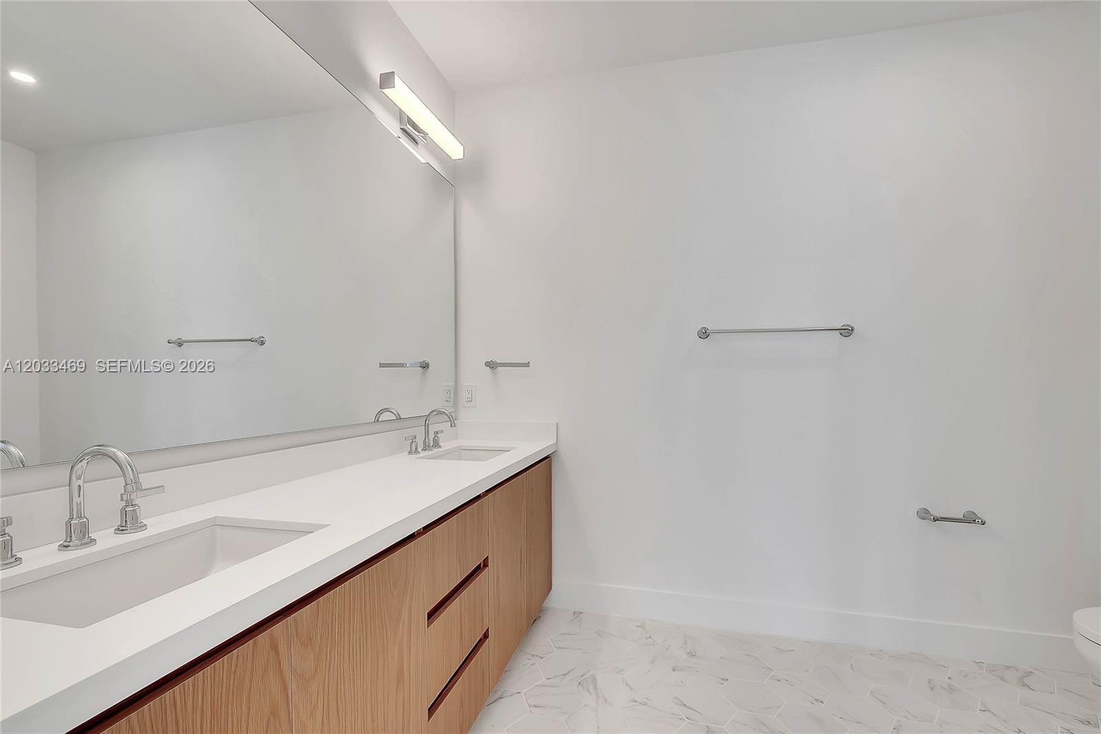 3384 Day Ave #3384, Miami FL 33133