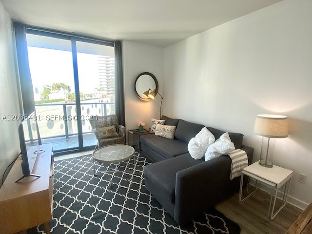 501 NE 31st St #802, Miami FL 33137