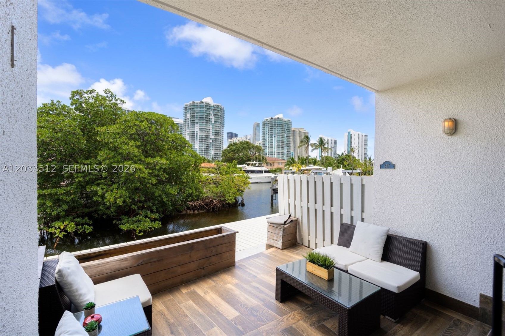 317 Poinciana Dr #807, Sunny Isles Beach FL 33160