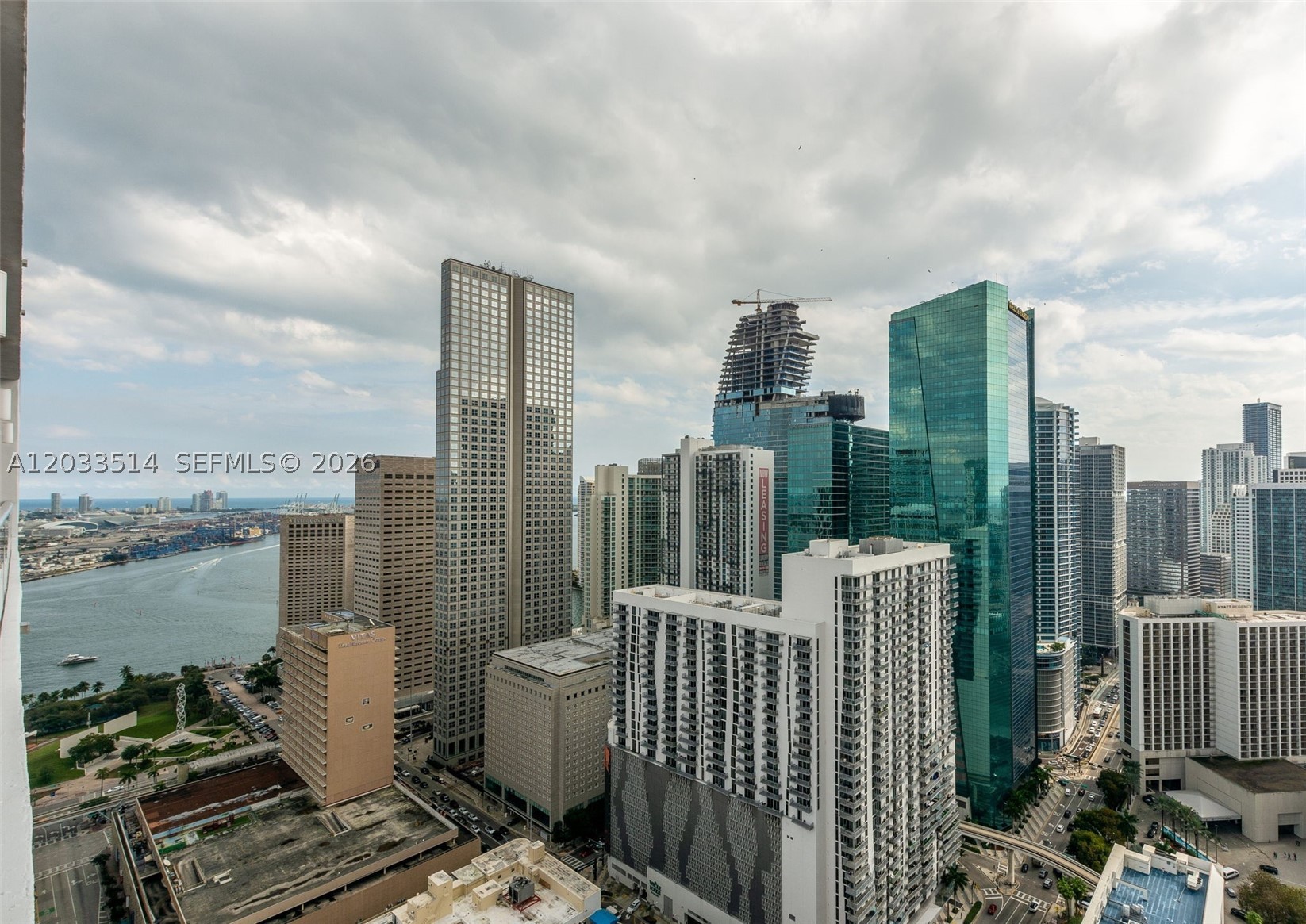 151 SE 1st St #807, Miami FL 33131