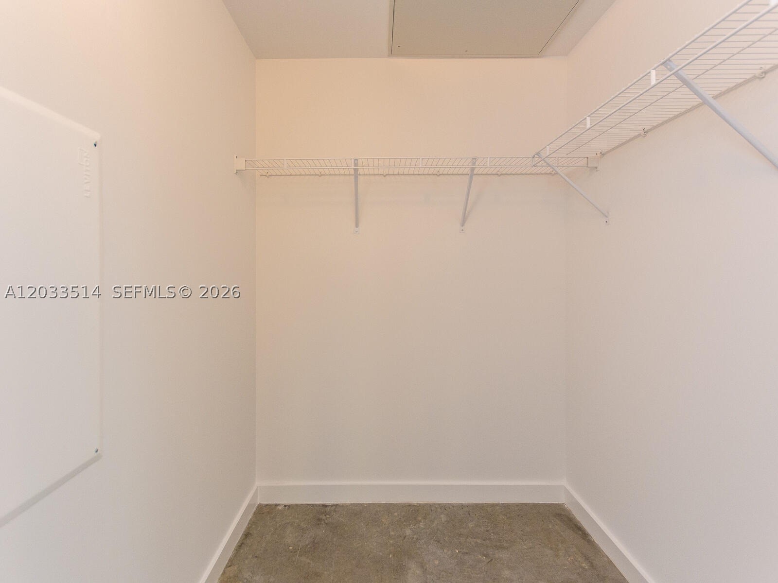 151 SE 1st St #807, Miami FL 33131