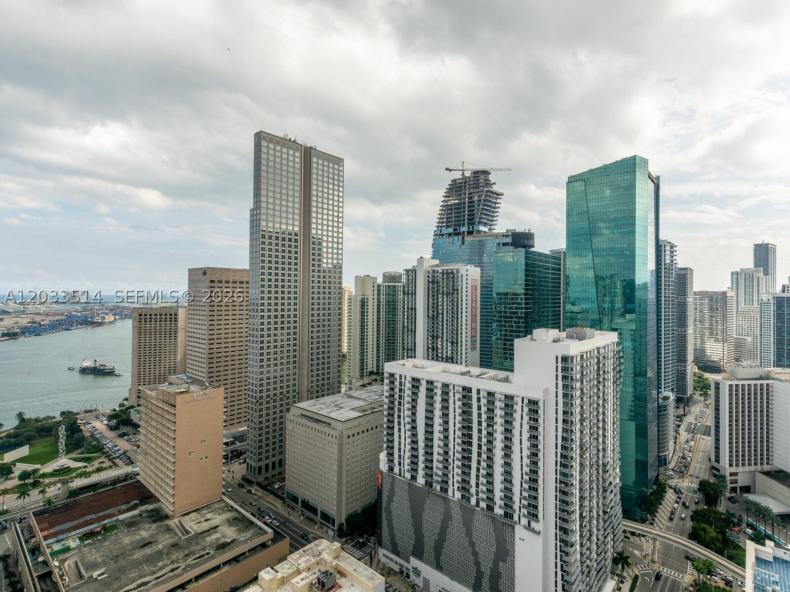 151 SE 1st St #807, Miami FL 33131