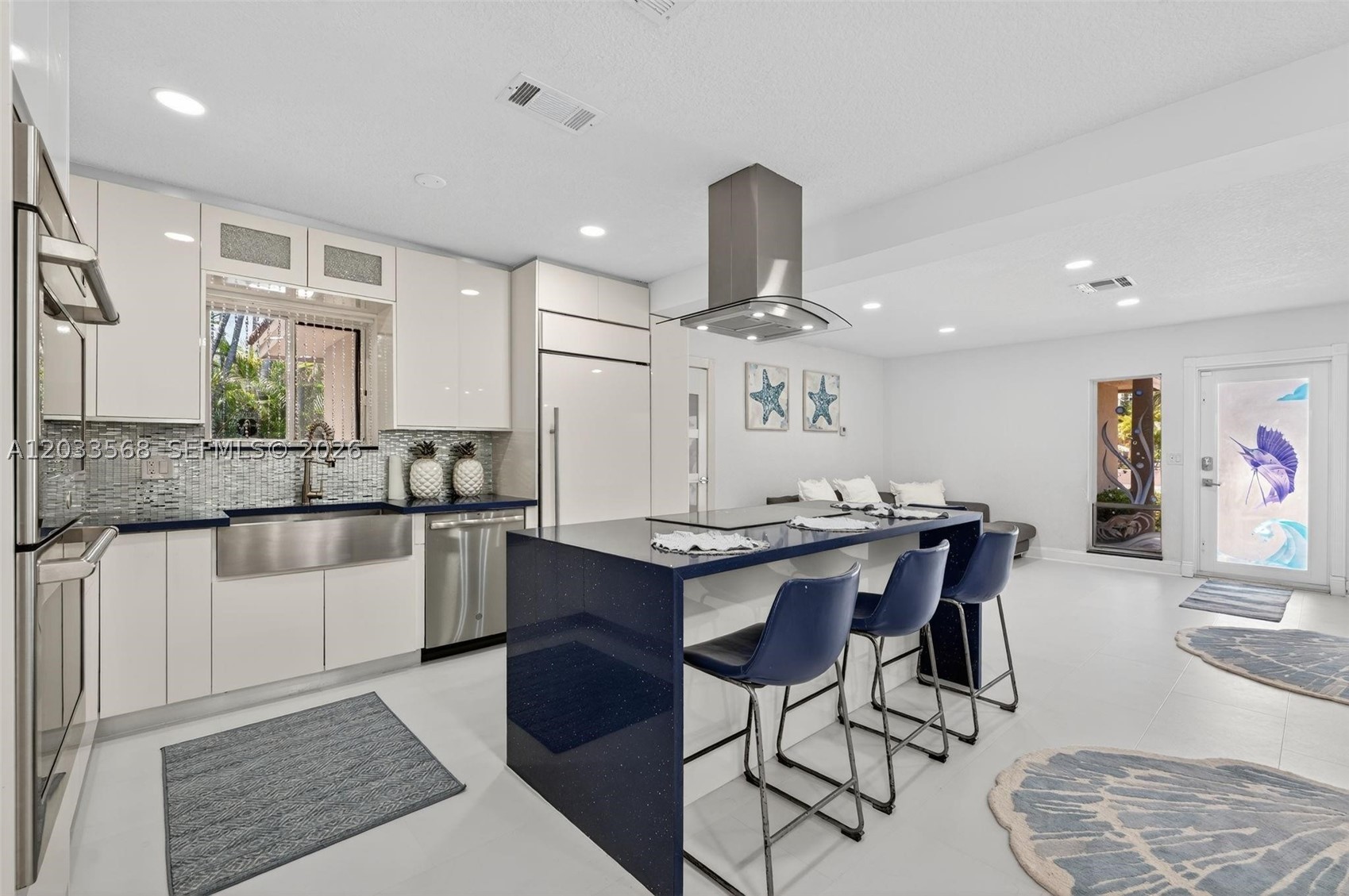 317 S Riverside Dr, Pompano Beach FL 33062