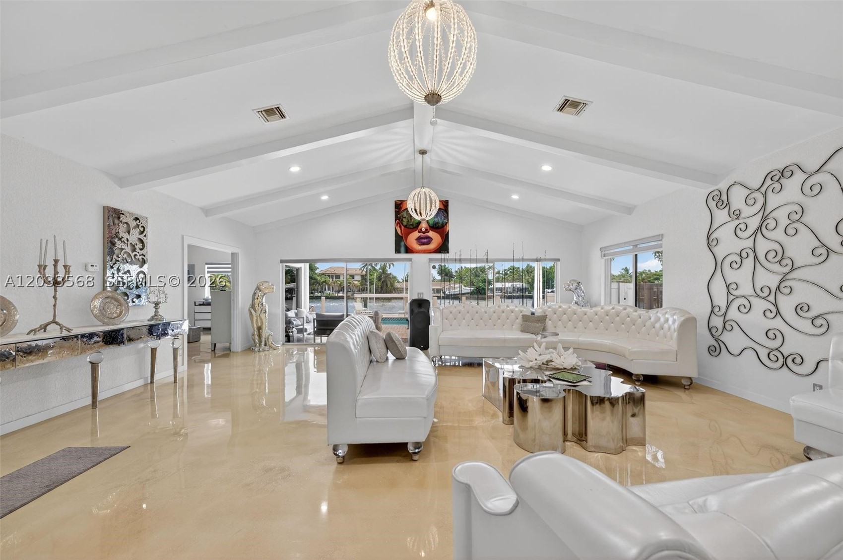 317 S Riverside Dr, Pompano Beach FL 33062