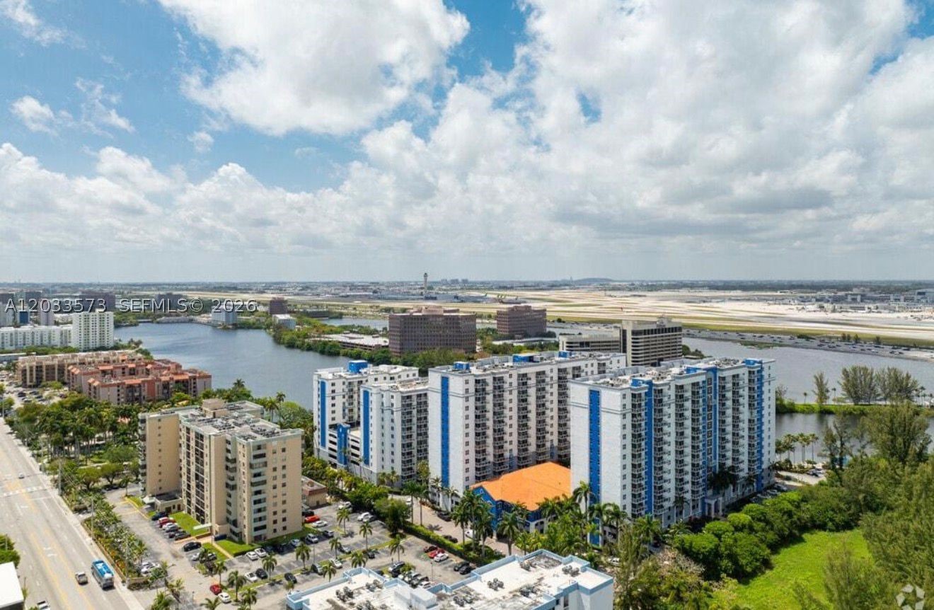 5091 NW 7th St #906, Miami FL 33126