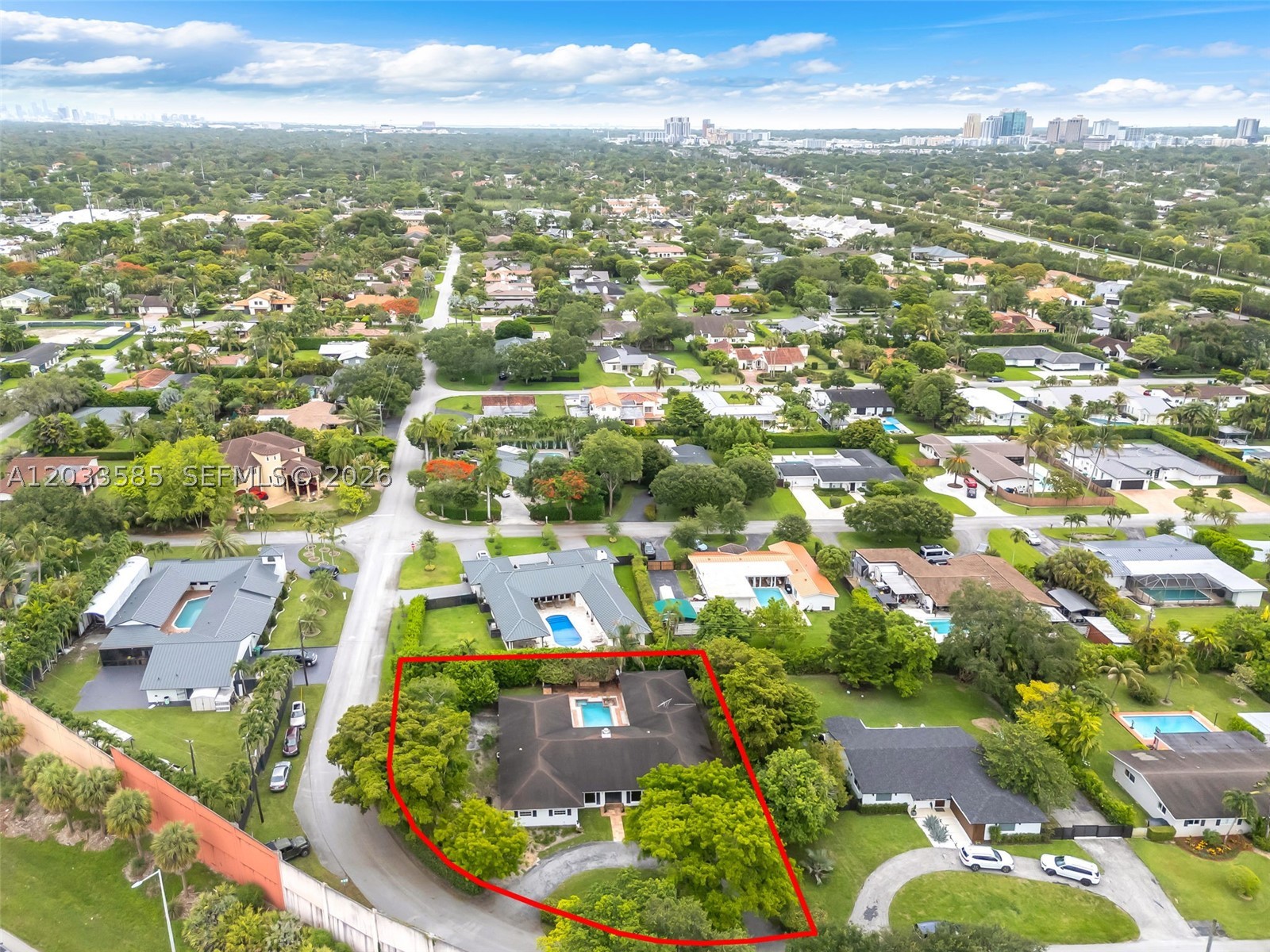 7603 SW 91st Ave, Miami FL 33173