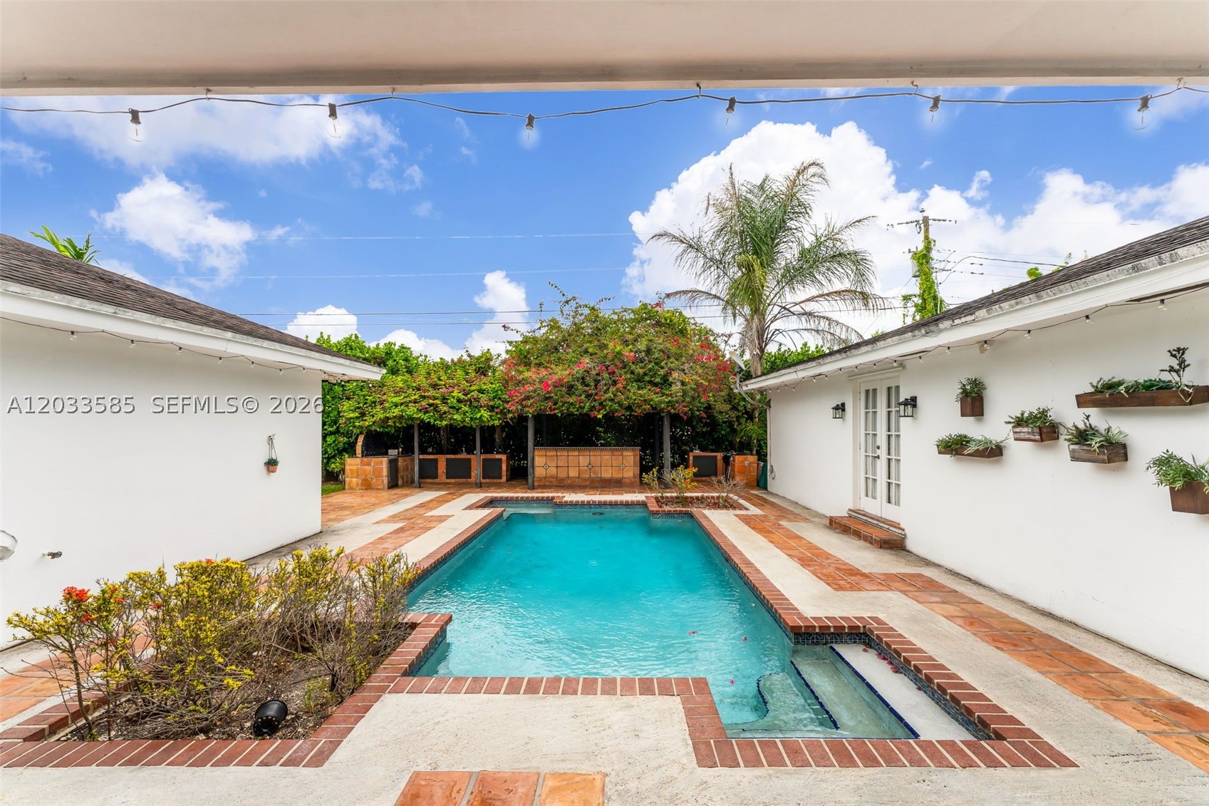 7603 SW 91st Ave, Miami FL 33173