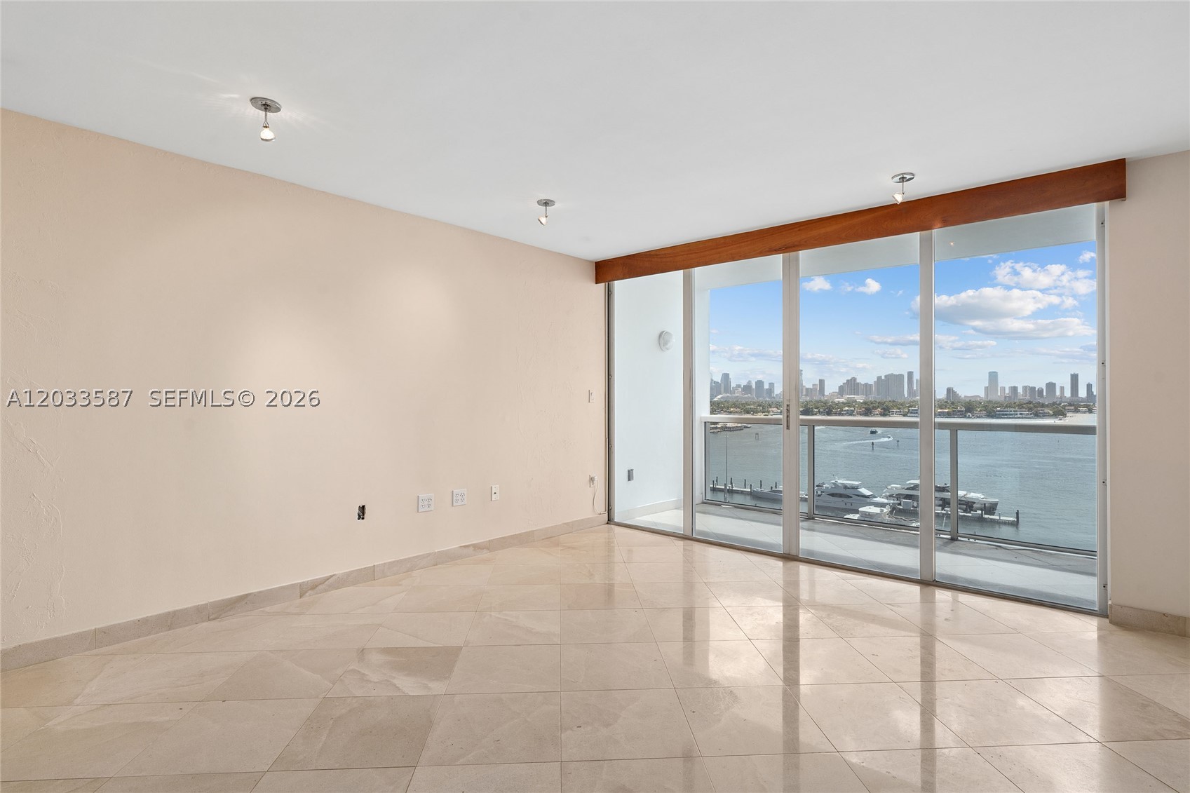 1900 Sunset Harbour Dr #1008, Miami Beach FL 33139