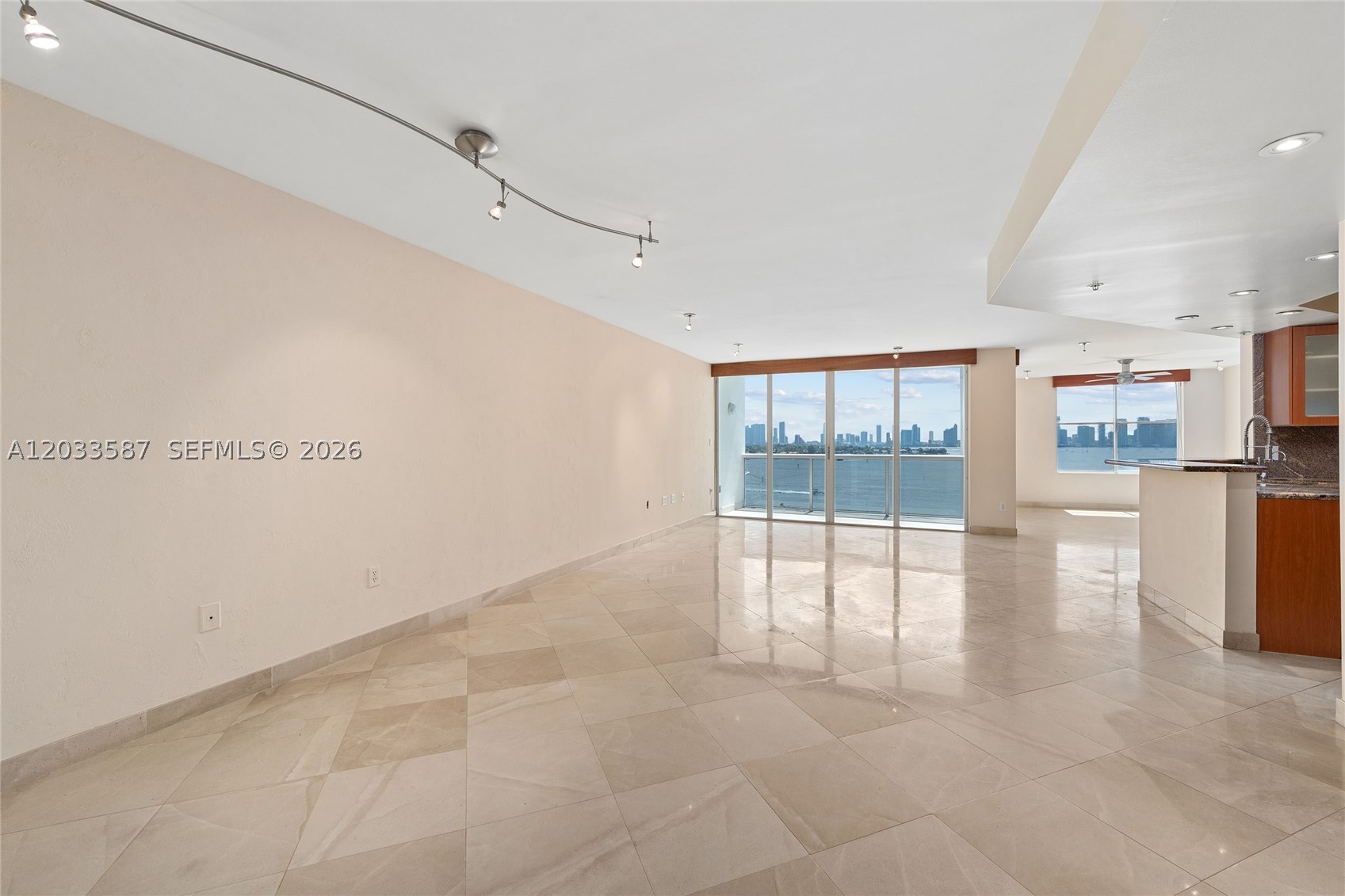 1900 Sunset Harbour Dr #1008, Miami Beach FL 33139
