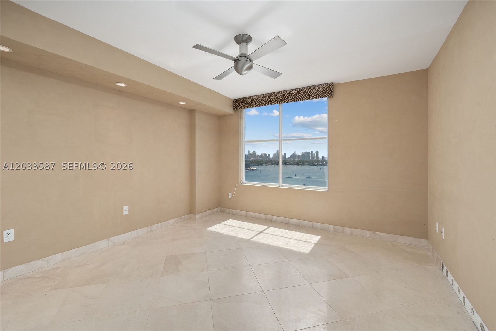 1900 Sunset Harbour Dr #1008, Miami Beach FL 33139