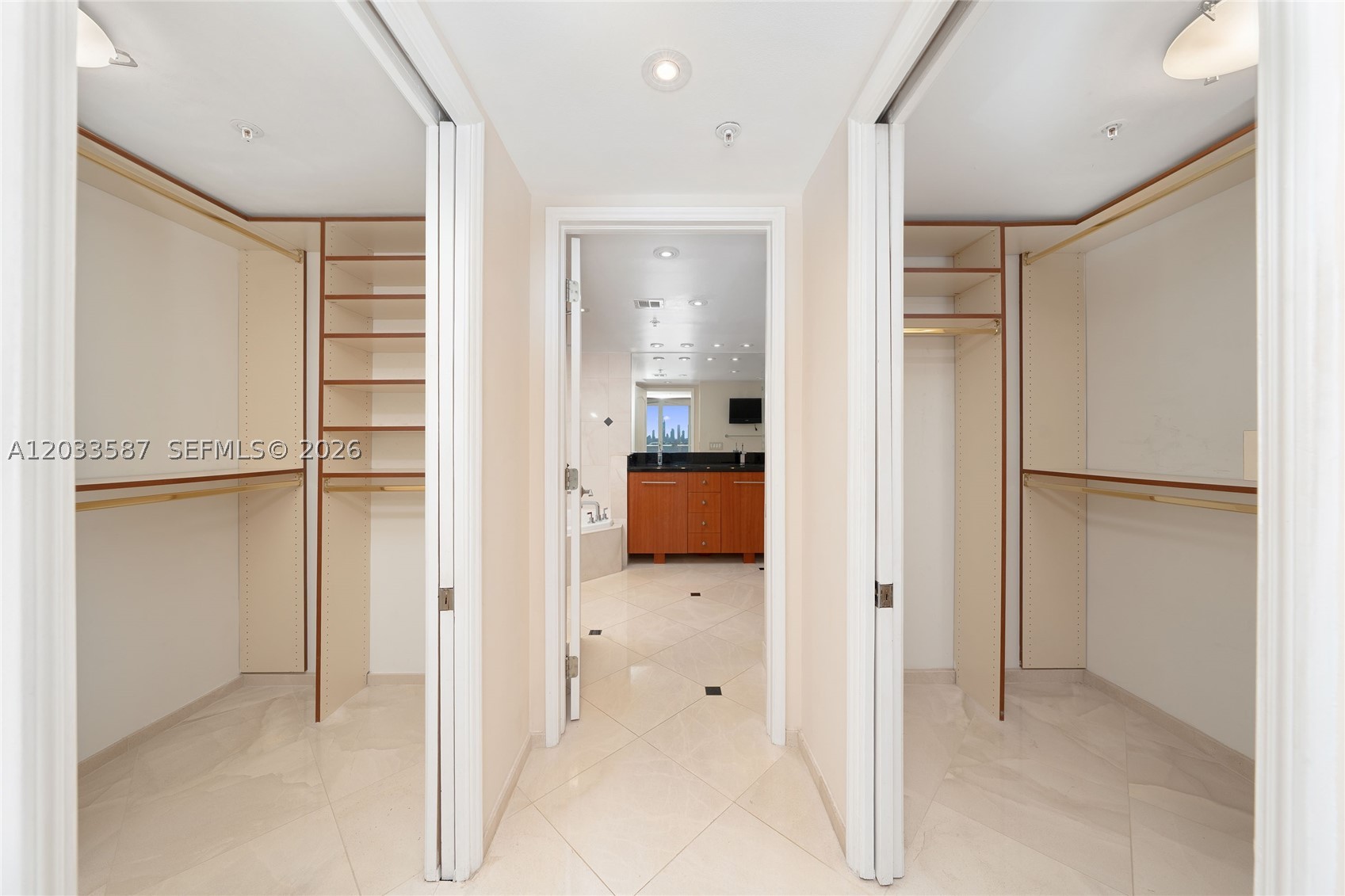 1900 Sunset Harbour Dr #1008, Miami Beach FL 33139