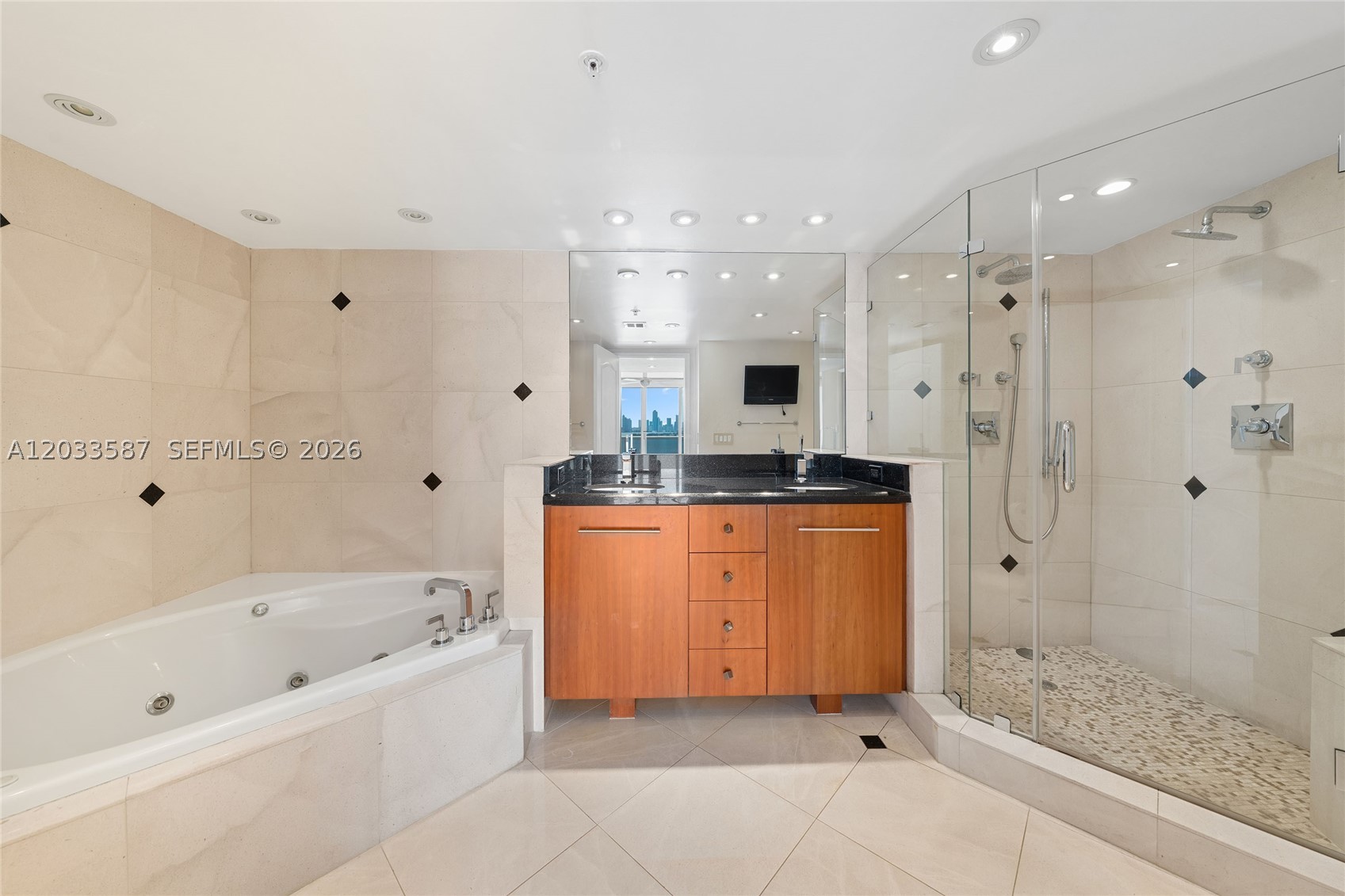 1900 Sunset Harbour Dr #1008, Miami Beach FL 33139