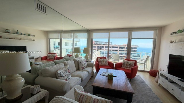 5161 Collins Ave #1702, Miami Beach FL 33140