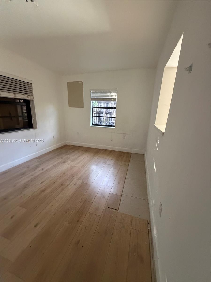 1080 NE 83rd St, Miami FL 33138
