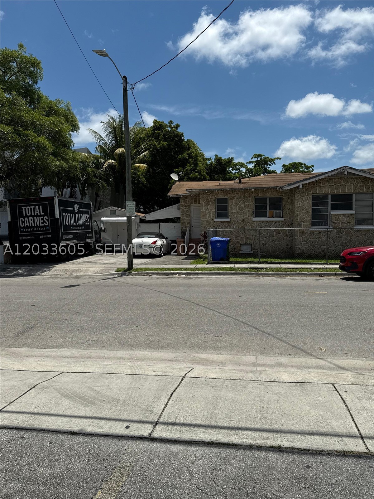 1269 NW 4th St, Miami FL 33125