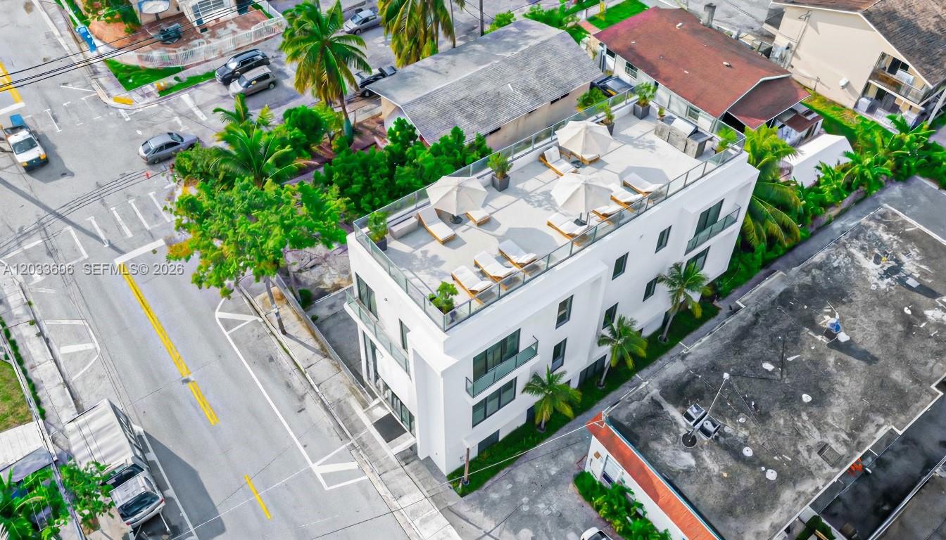 1267 NW 3rd St, Miami FL 33125