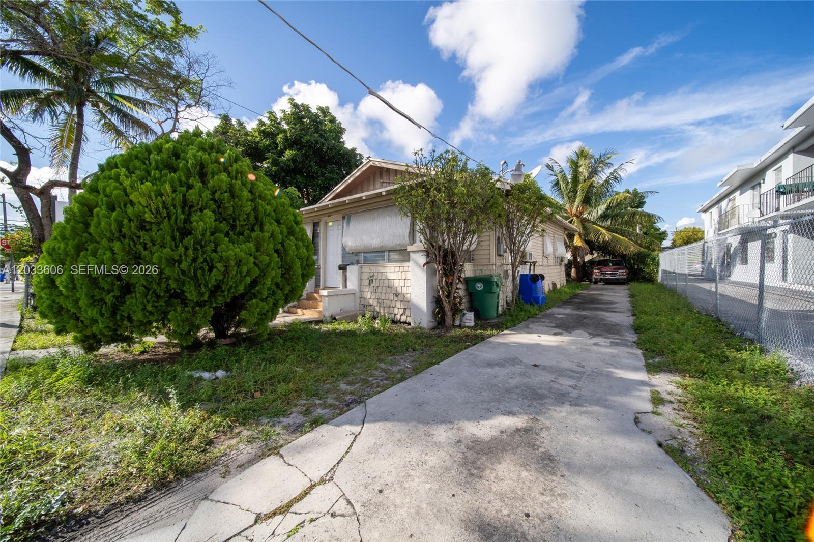 1267 NW 3rd St, Miami FL 33125
