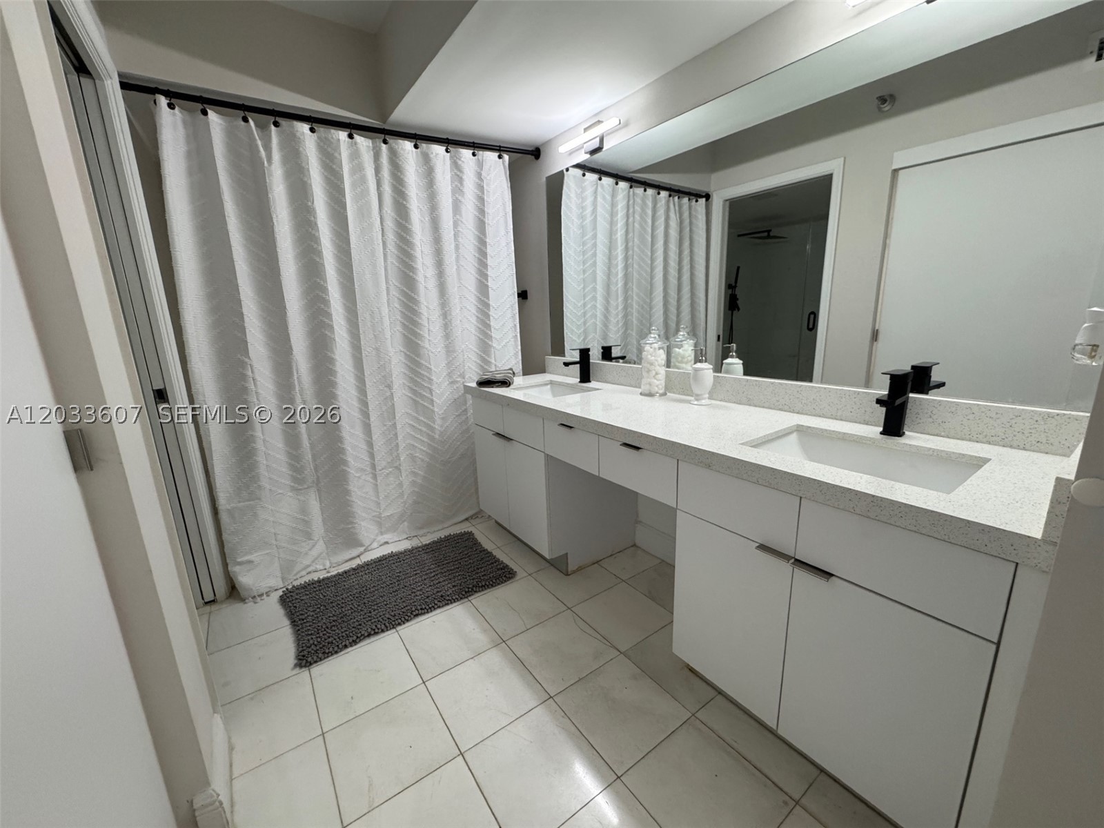 3530 Mystic Pointe Dr #1907, Aventura FL 33180