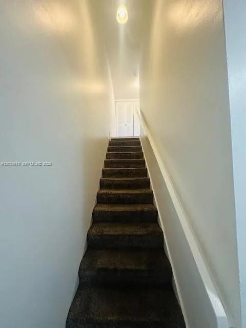 9351 Fontainebleau #B409, Miami FL 33172