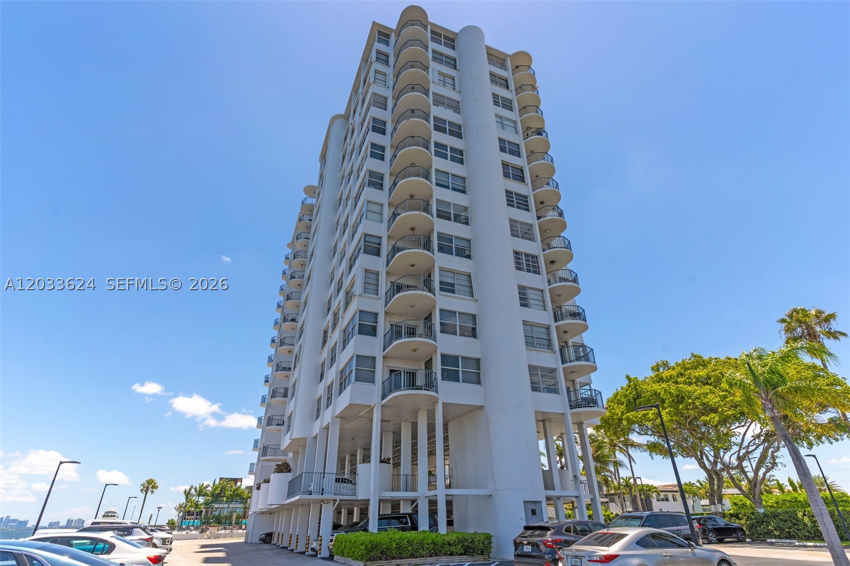 11930 N Bayshore Dr #704, North Miami FL 33181