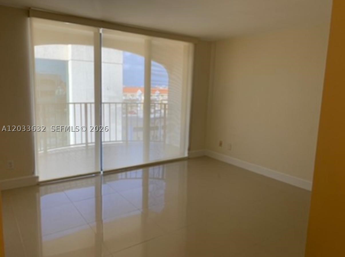 66 N Valencia Ave #PH2A, Coral Gables FL 33134