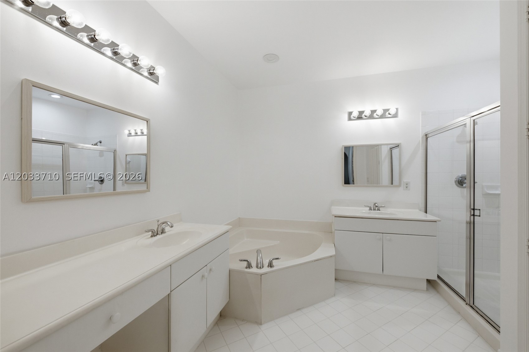 2794 Kinsington Cir #26-3, Weston FL 33332