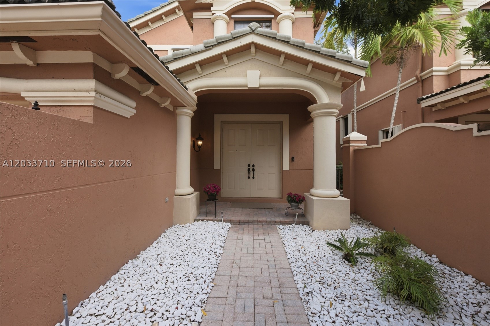 2794 Kinsington Cir #26-3, Weston FL 33332