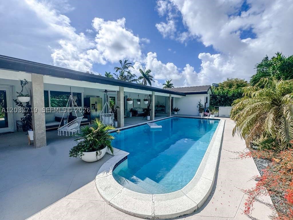 14500 SW 84th Ave, Palmetto Bay FL 33158