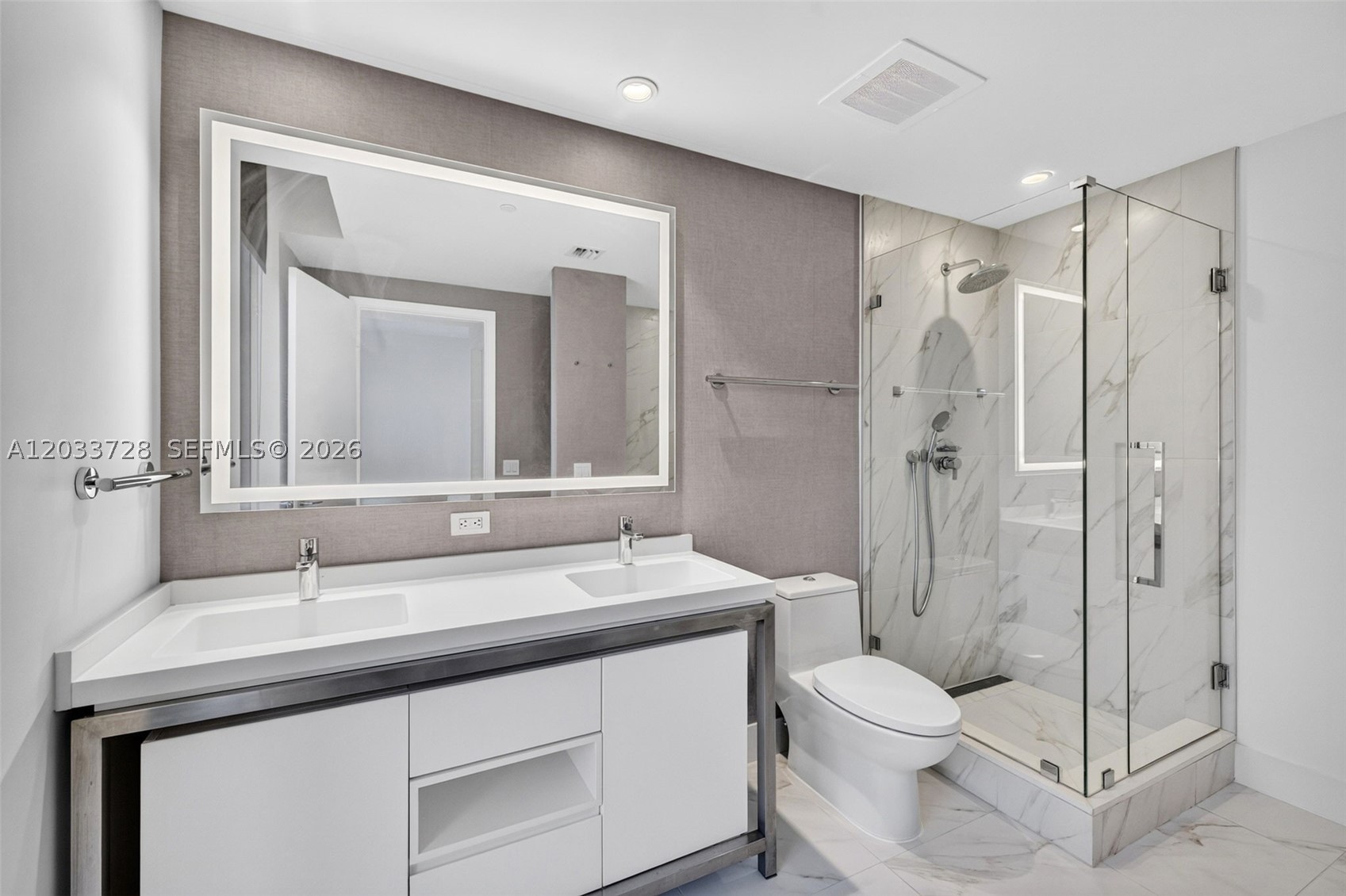 2000 Metropica Way #203, Sunrise FL 33323