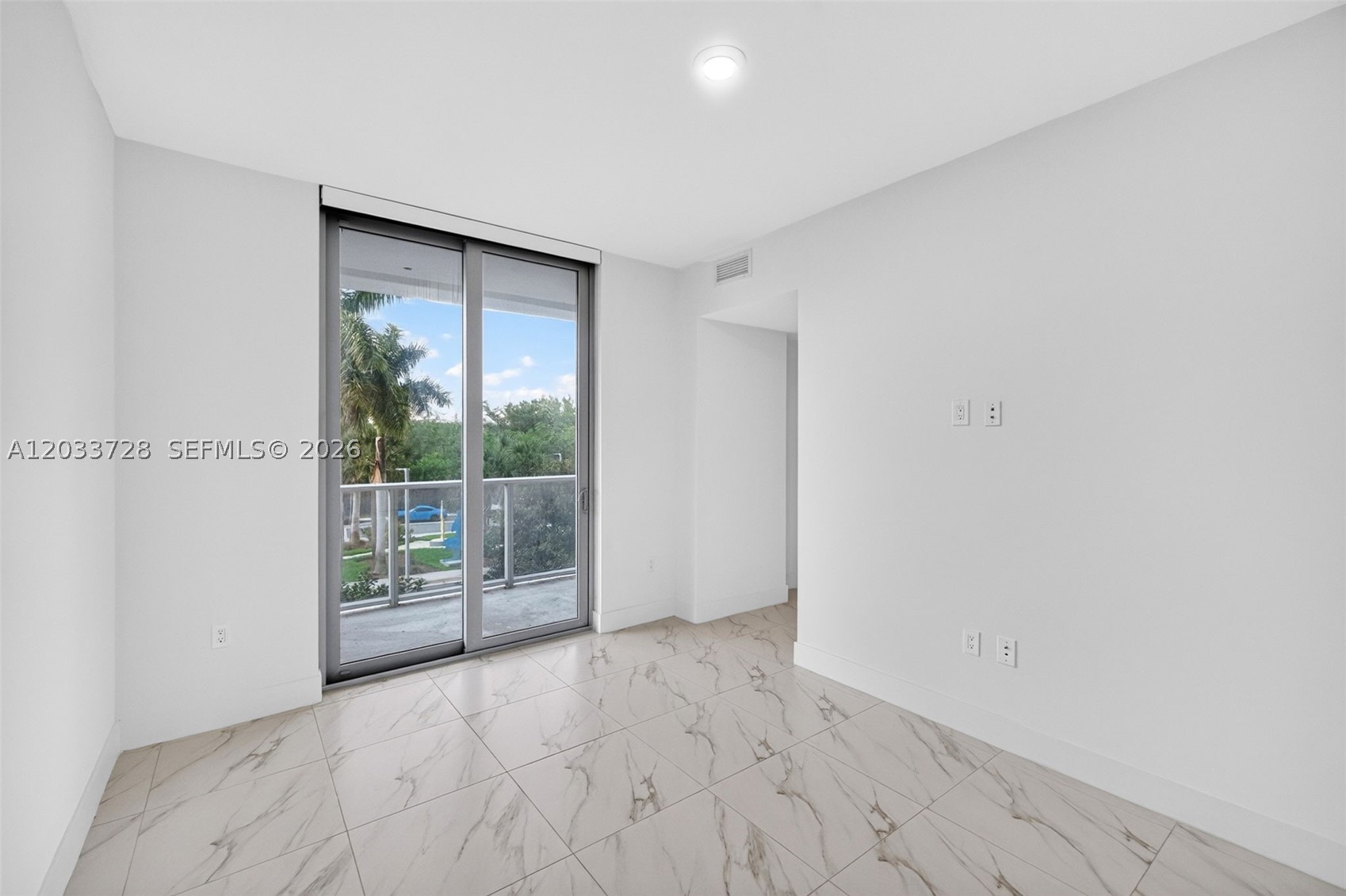 2000 Metropica Way #203, Sunrise FL 33323