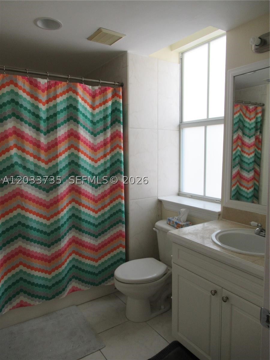 6801 SW 44th St #203, Miami FL 33155