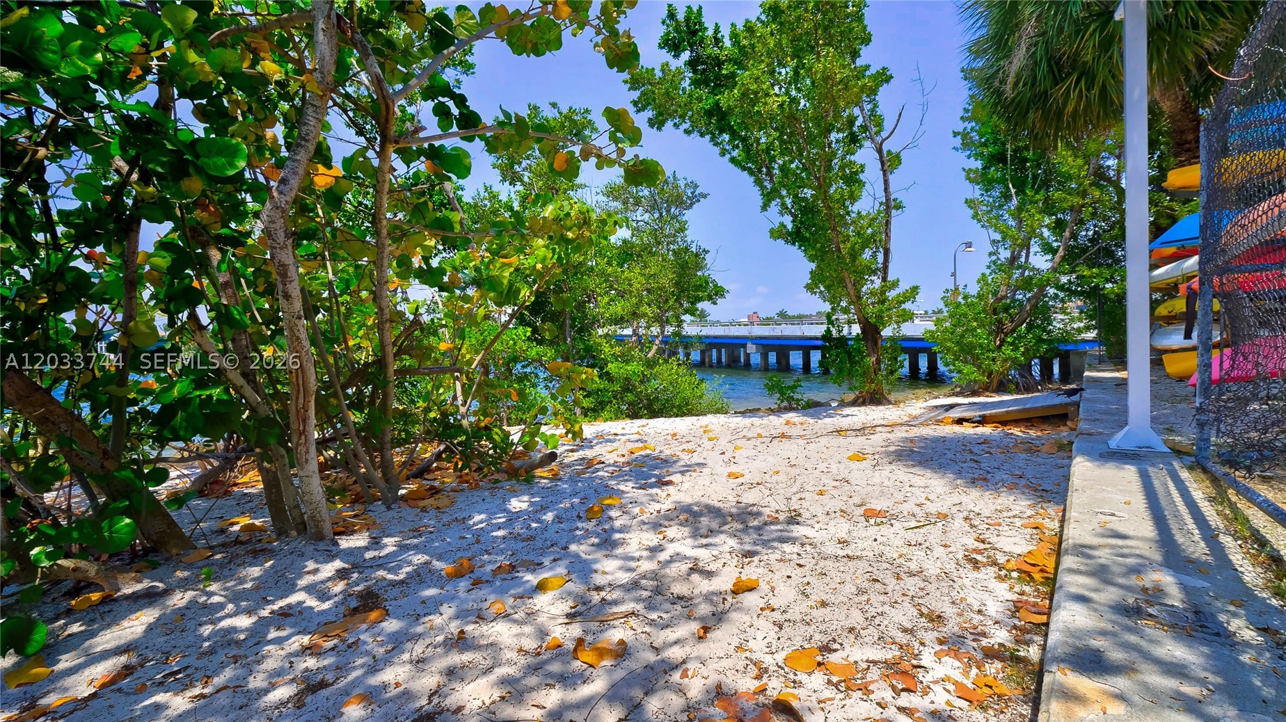 2 Grove Isle Dr #B1210, Miami FL 33133