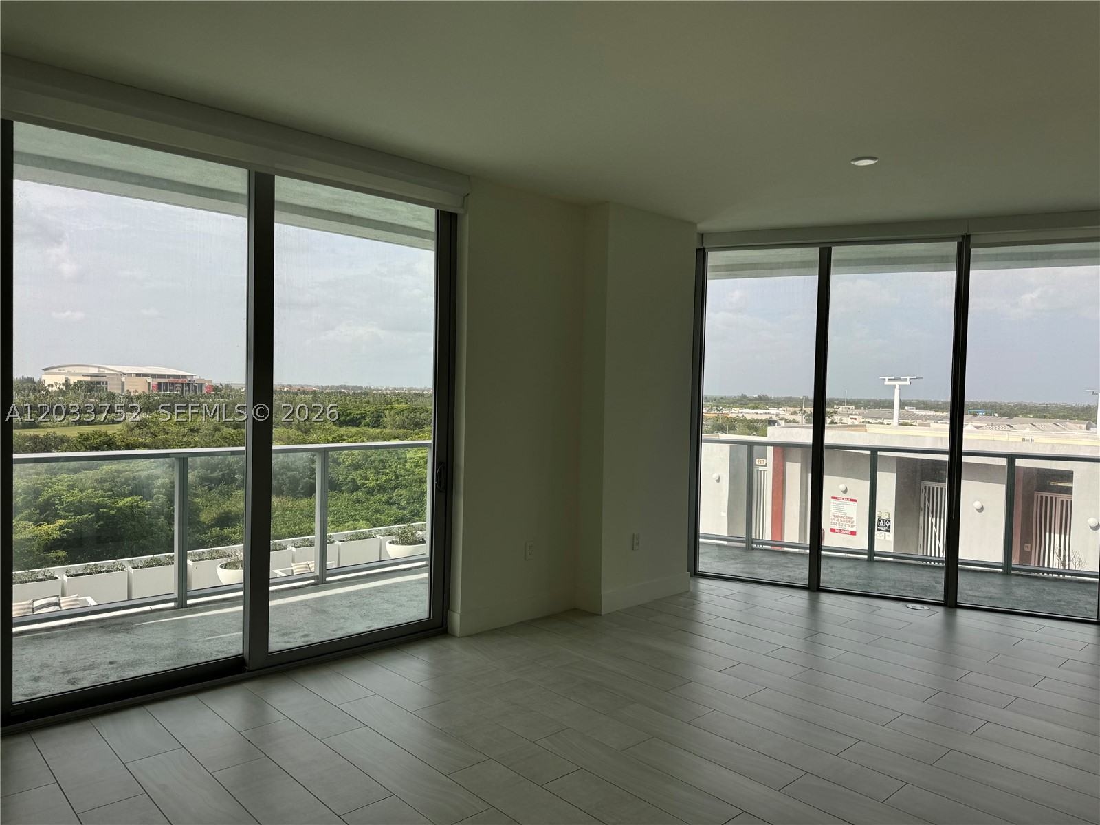 2000 Metropica Way #810, Sunrise FL 33323