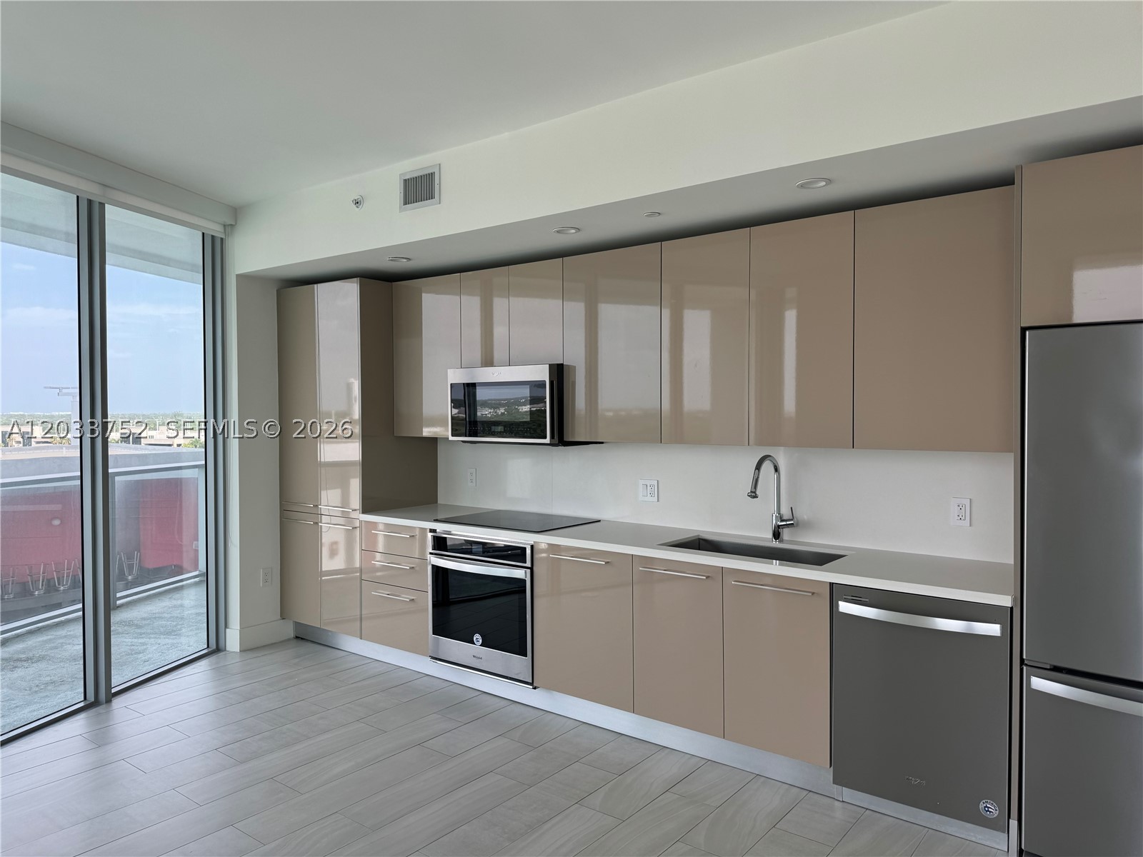 2000 Metropica Way #810, Sunrise FL 33323