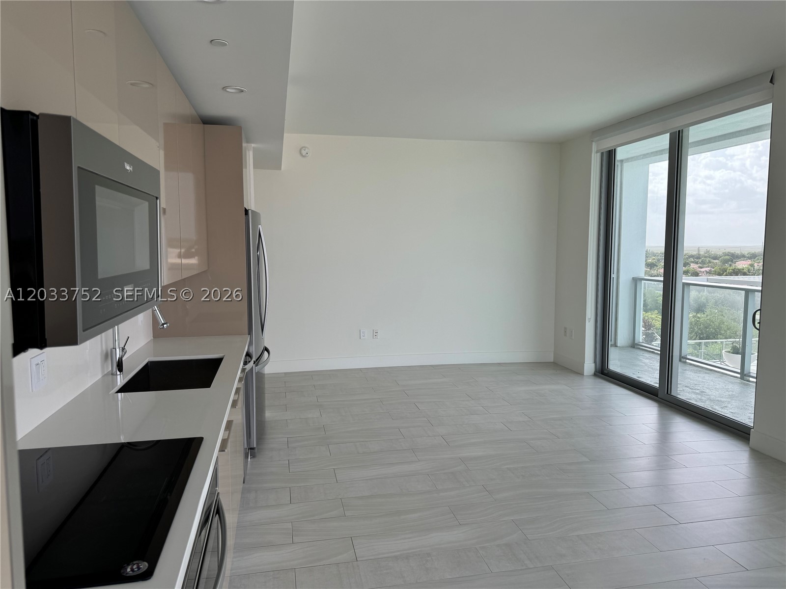 2000 Metropica Way #810, Sunrise FL 33323