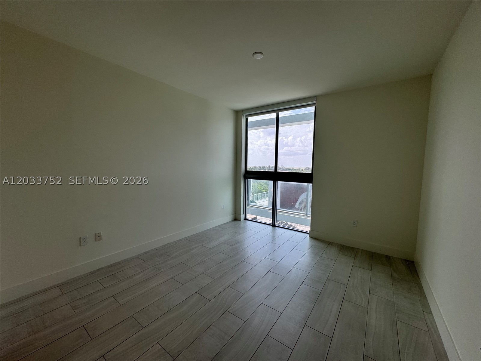 2000 Metropica Way #810, Sunrise FL 33323