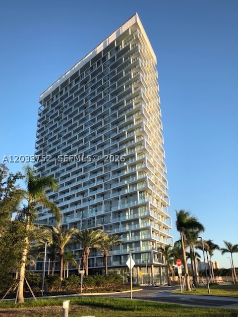 2000 Metropica Way #810, Sunrise FL 33323