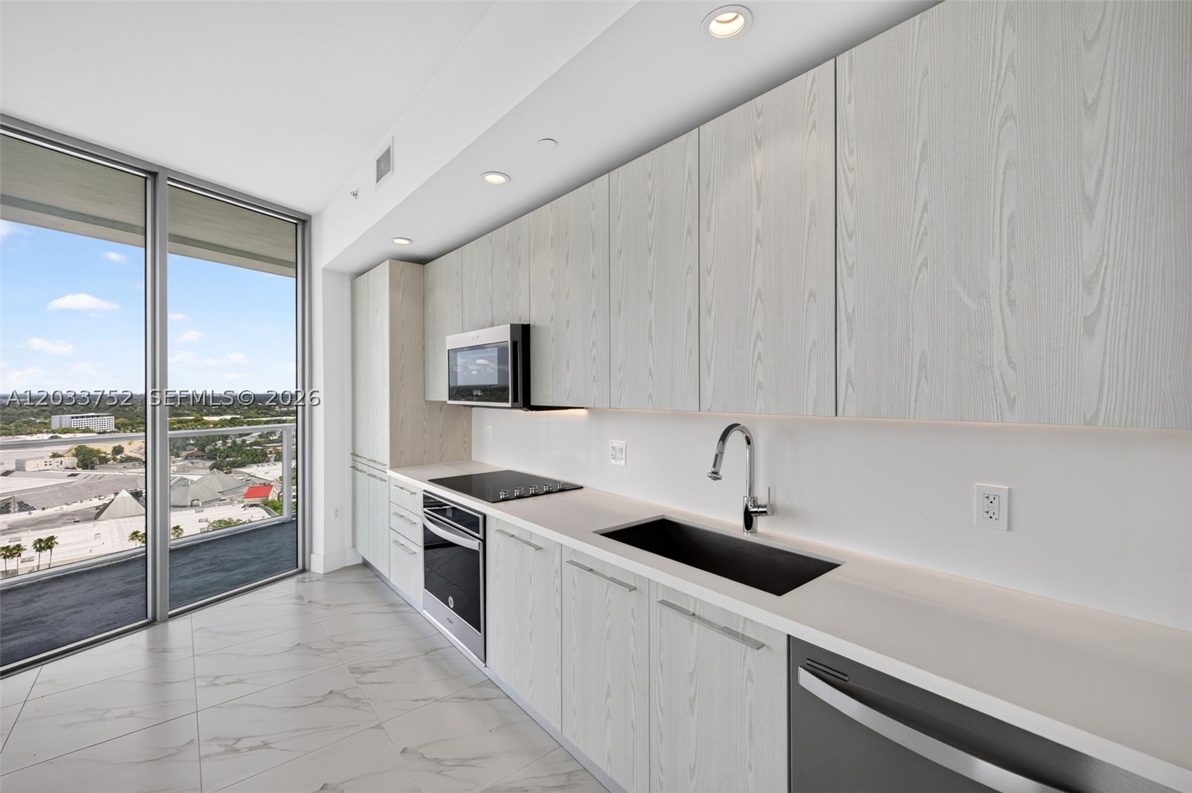 2000 Metropica Way #1910, Sunrise FL 33323