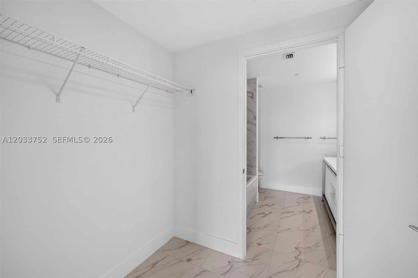 2000 Metropica Way #1910, Sunrise FL 33323