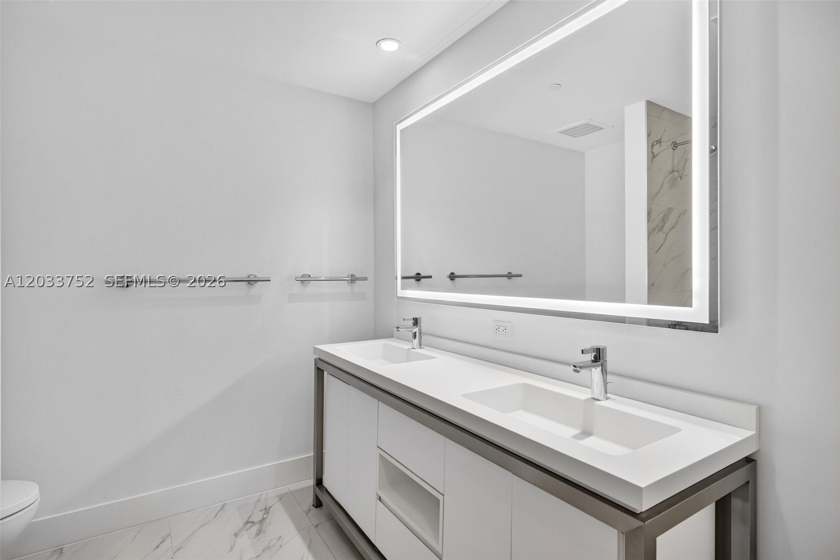 2000 Metropica Way #1910, Sunrise FL 33323