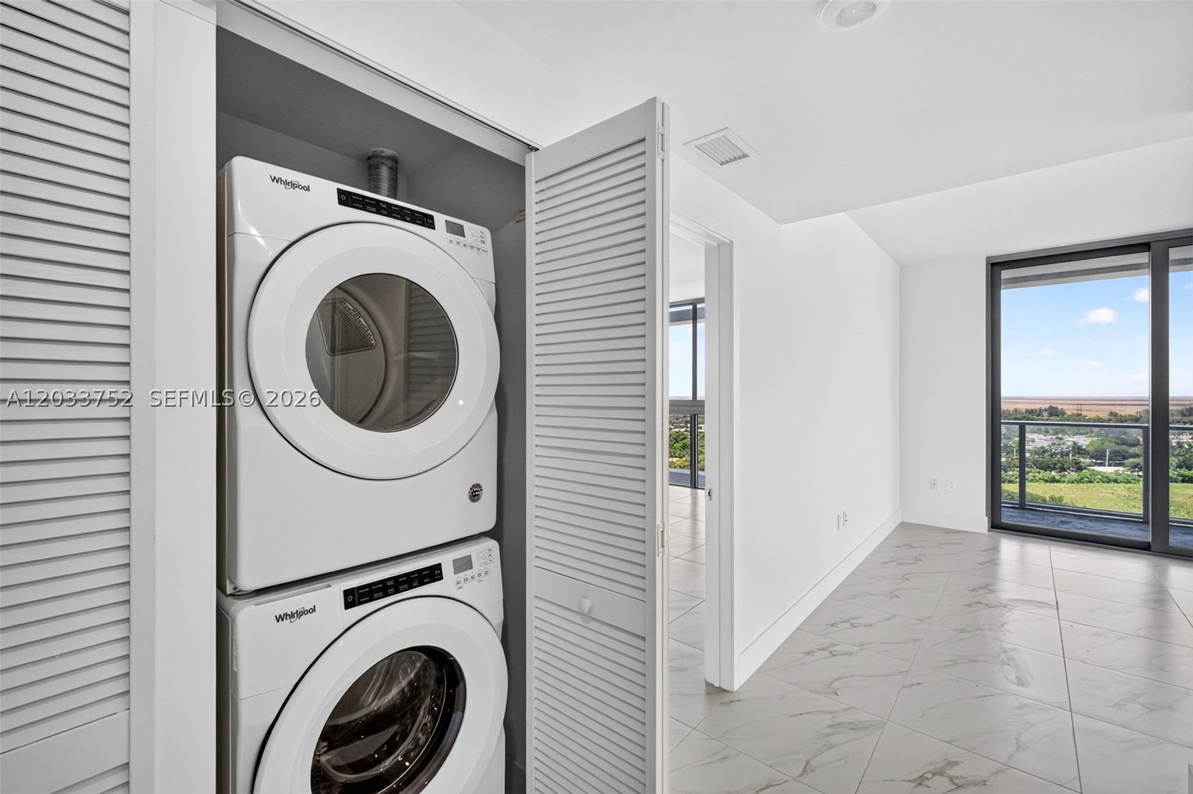 2000 Metropica Way #1910, Sunrise FL 33323