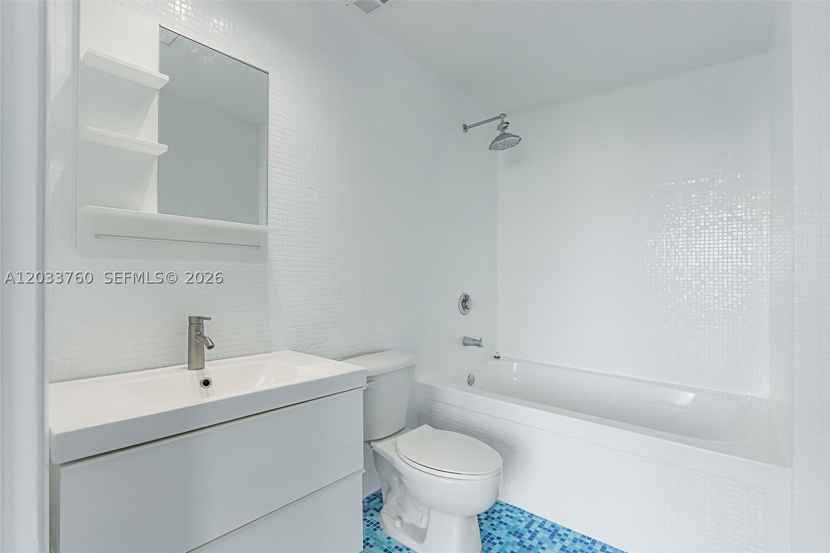 10 SW South River Dr #910, Miami FL 33130