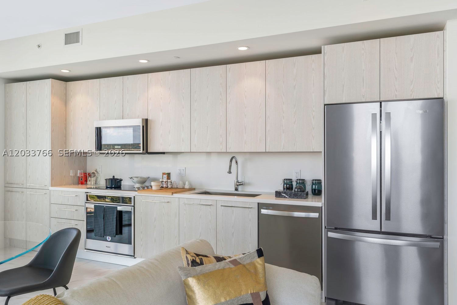 2000 Metropica Way #1810, Sunrise FL 33323