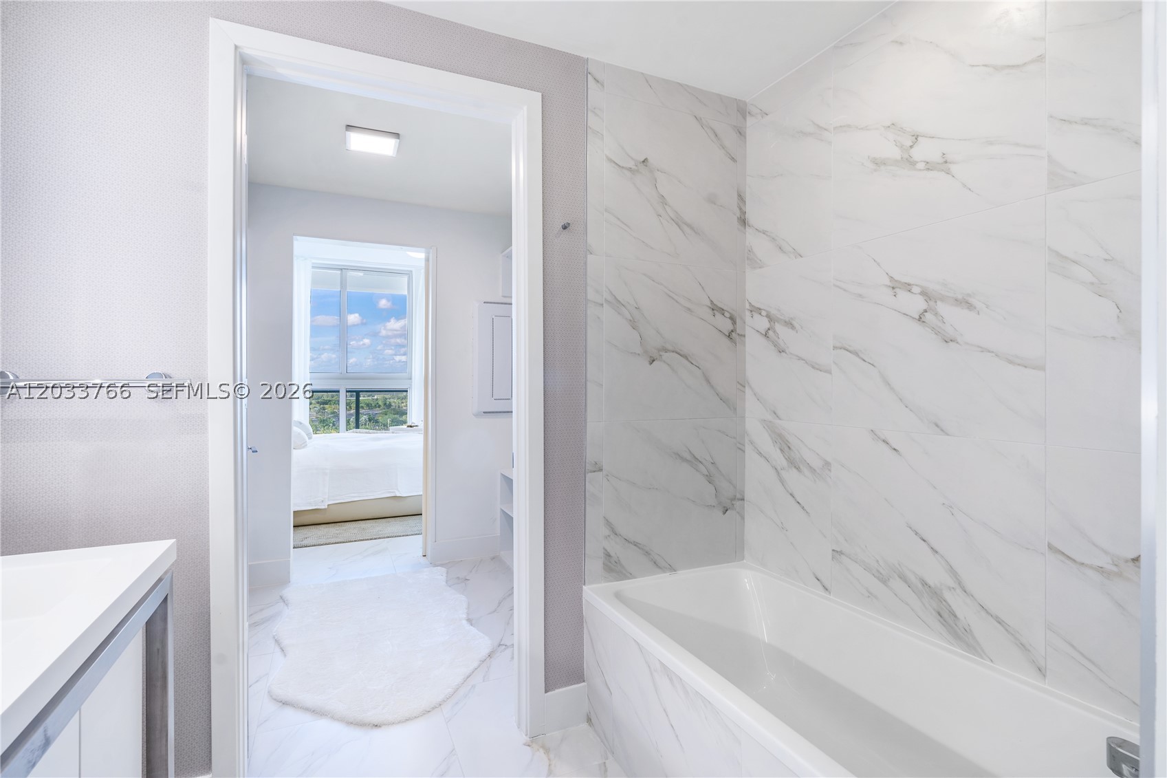 2000 Metropica Way #1810, Sunrise FL 33323