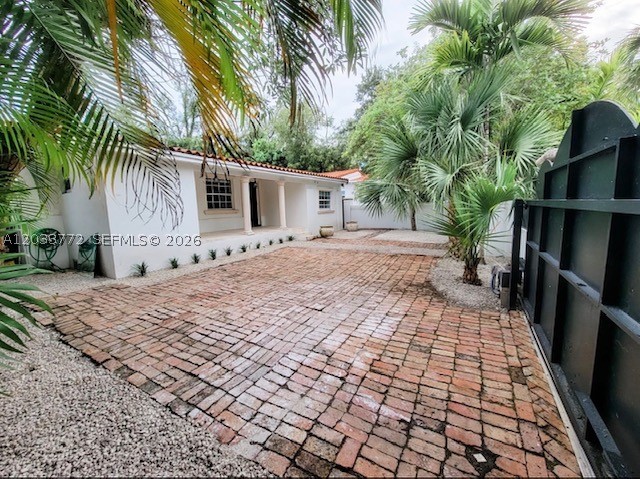 3685 SW 1st Ave, Miami FL 33145