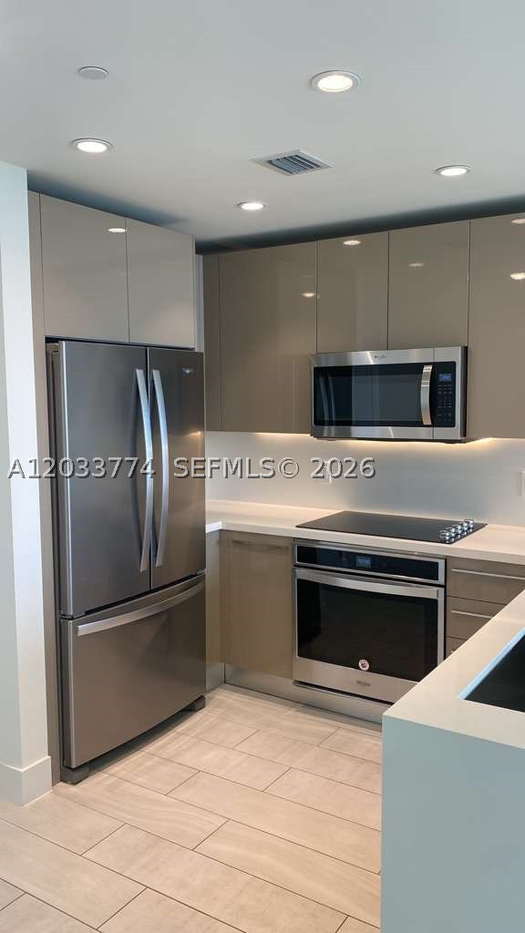 2000 Metropica Way #2111, Sunrise FL 33323