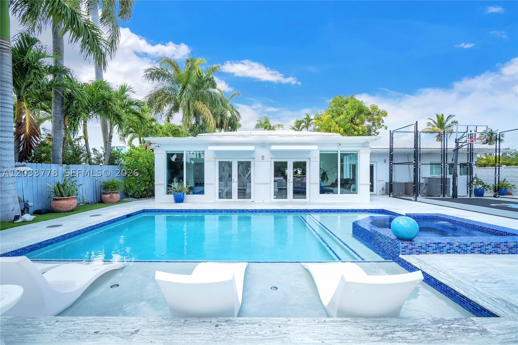 1100 NE 84th St, Miami FL 33138