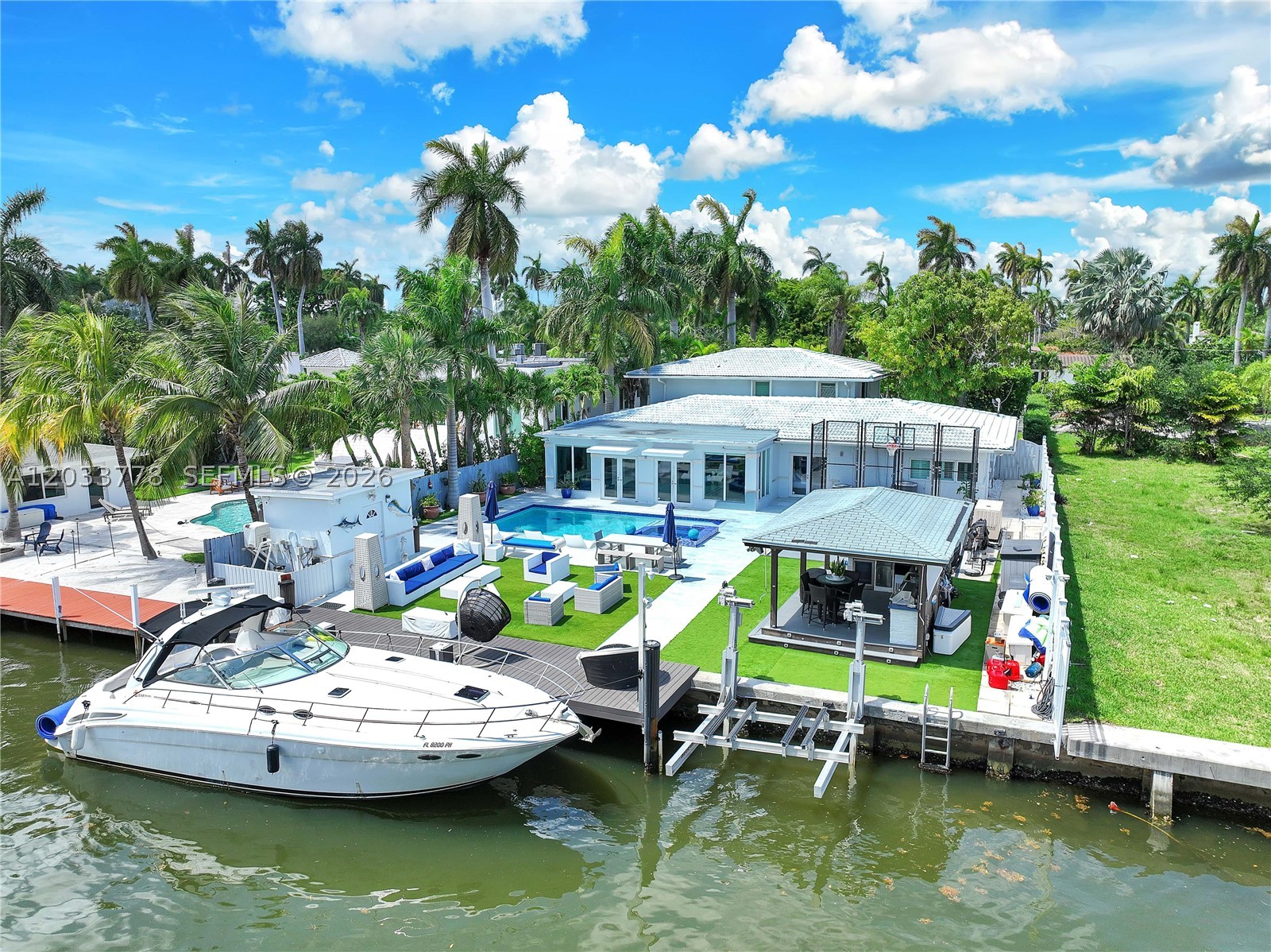 1100 NE 84th St, Miami FL 33138