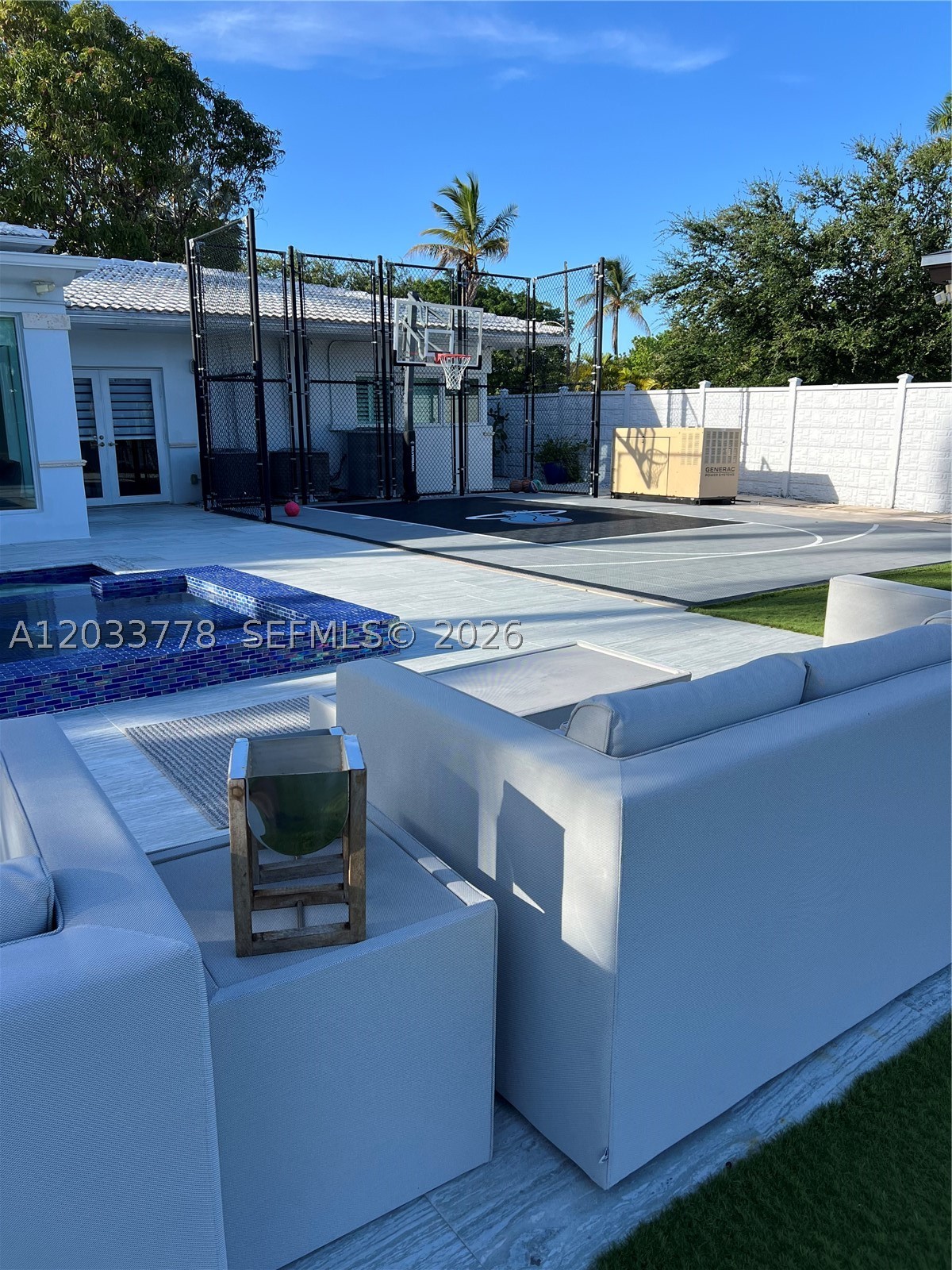 1100 NE 84th St, Miami FL 33138